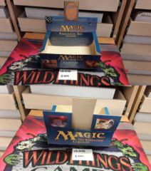 EMPTY BOX: Legends: Booster Box: V020